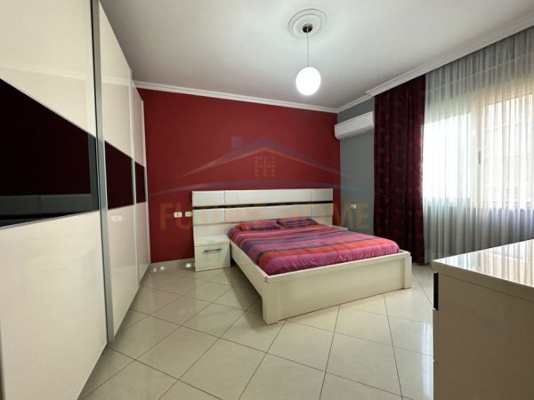 Tirane, jepet me qera apartament 2+1, Kati 2, 98 m² 600 € 