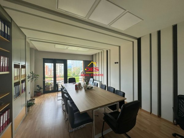 Tirane, jepet me qera apartament , Kati 6, 150 m² 1,500 € (ibrahim rugova)