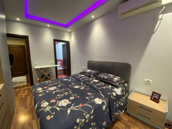 Tirane, shitet apartament 2+1+Ballkon, Kati 5, 102 m² 155,000 € (Astir)