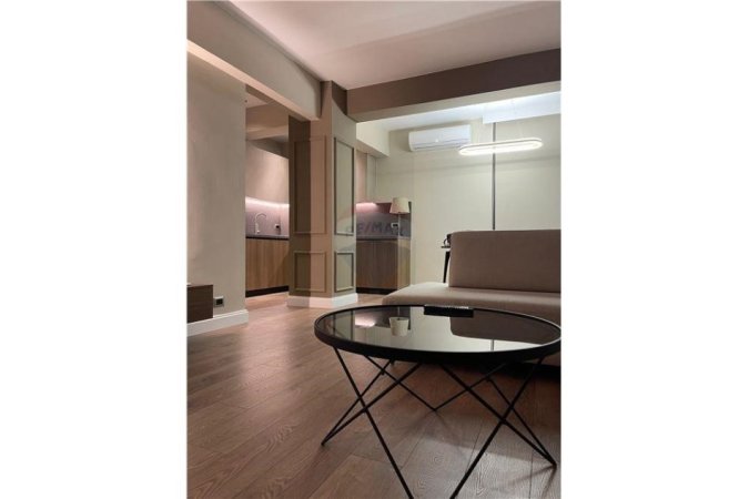 Tirane, jepet me qera apartament 1+1, , 106 m² 1,400 € (Ofrojme per qira apartament luksoz.)