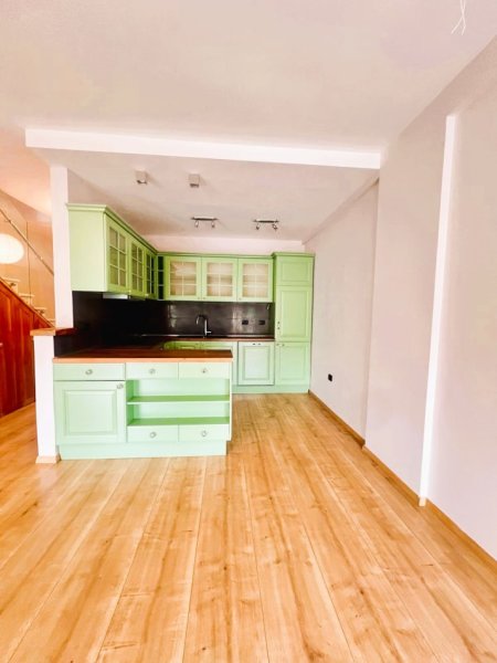 Tirane, shitet apartament duplex 2+1, , 130 m² (Kodra e Diellit 1)