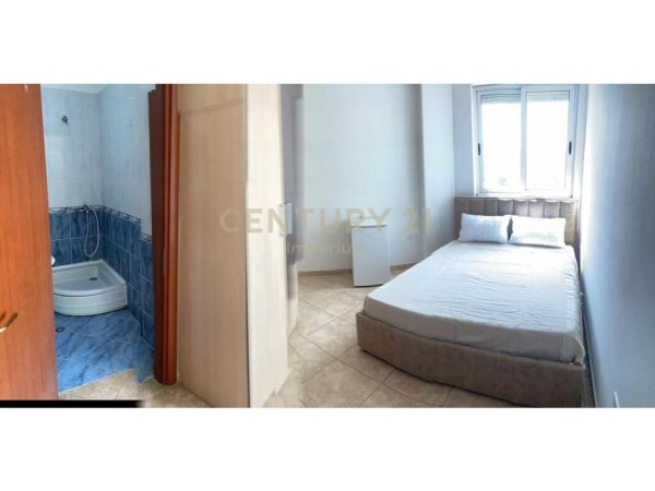 Tirane, jepet me qera apartament 2+1, Kati 8, 105 m² 400 € (Yzberisht)