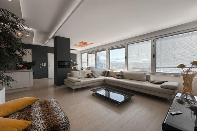 Tirane, shitet 2+1, Kati 11, 143 m² 355,000 € (Bulevardi Zogu 1)