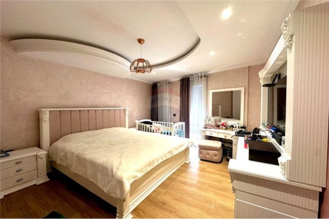 Tirane, shitet apartament 2+1, Kati 4, 104 m² 220,000 € (Ali Demi)