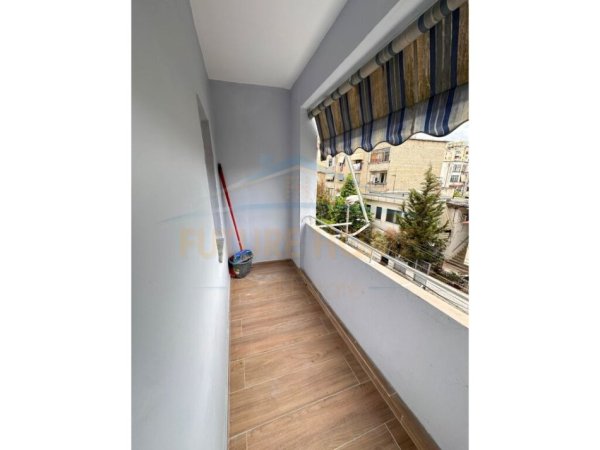 Tirane, shitet apartament 1+1, Kati 3, 63 m² 95,000 € (ISH PARKU)
