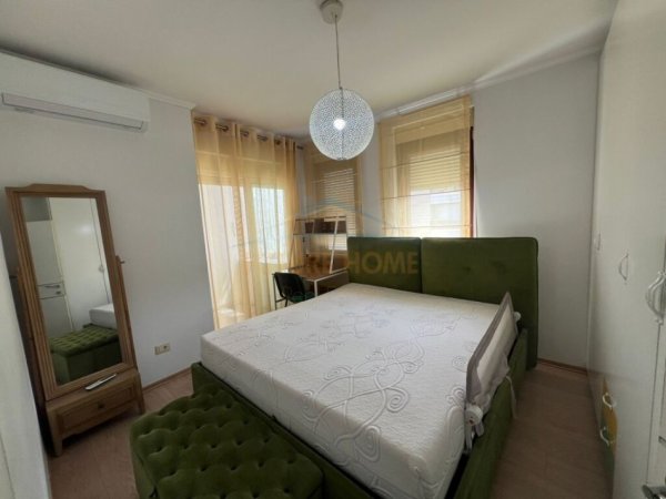 Tirane, jepet me qera apartament 2+1, Kati 7, 100 m² 850 € (BLLOKU)