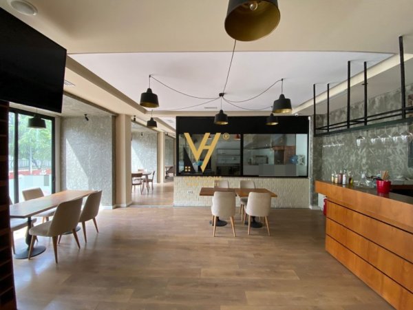 Tirane, jepet me qera bar-resorant , , 314 m² 3,500 € (BLLOK)