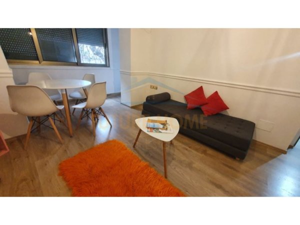 Tirane, jepet me qera apartament 1+1, Kati 2, 51 m² 450 € (Myslym Shyri)