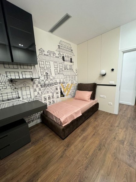 Tirane, jepet me qera apartament 3+1+Ballkon, Kati 15, 130 m² 1,700 € (RRUGA E KAVAJES)