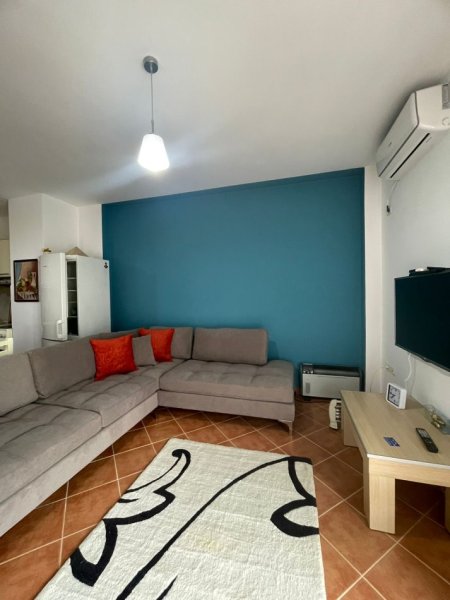 Tirane, jepet me qera apartament 2+1+Ballkon, Kati 2, 110 m² 600 € (Mine Peza)