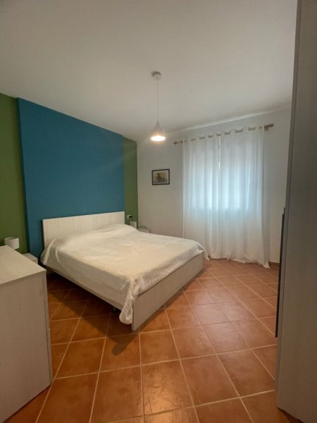 Tirane, jepet me qera apartament 2+1+Ballkon, Kati 2, 110 m² 600 € (Mine Peza)