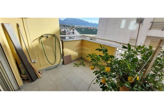 Tirane, apartament , Kati 4, 83 m² 700 € 