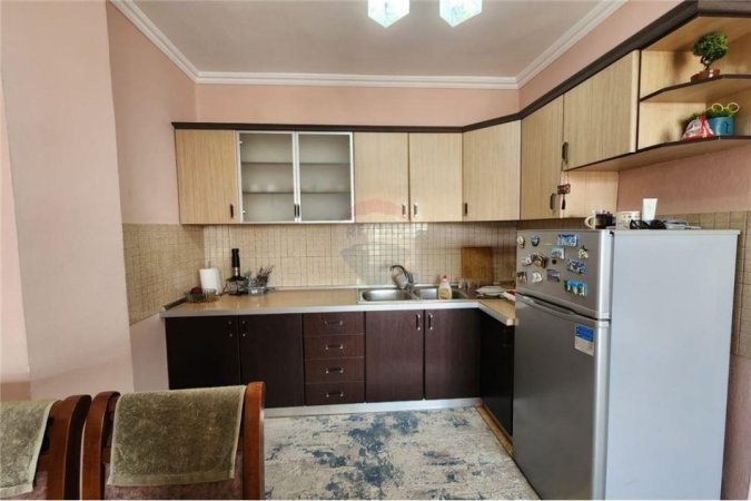 Tirane, shitet apartament 1+1, , 67 m² 99,000 € (Brryli - Materniteti i Ri)