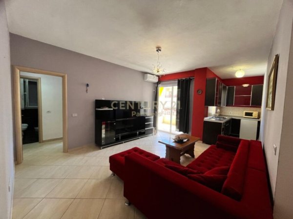 Tirane, shitet apartament 1+1+Ballkon, Kati 3, 65 m² 112,000 € (Kodra e Diellit)