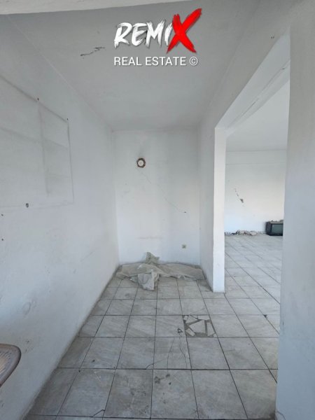 Durres, shitet apartament 2+1+Aneks+Ballkon, Kati 2, 86 m² 65,000 € 