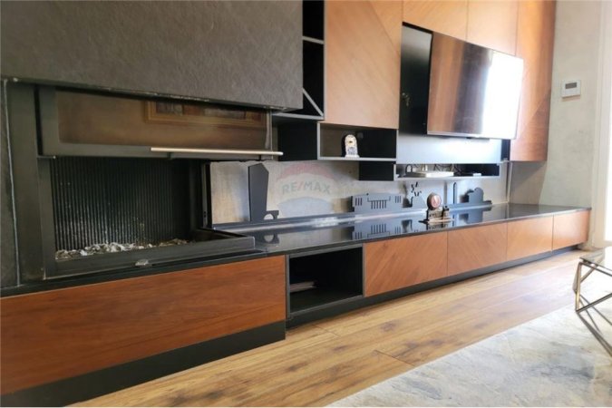 Tirane, shitet apartament 2+1, Kati 7, 110 m² 275,000 € (Rruga Anton Lufi - Komuna e Parisit)