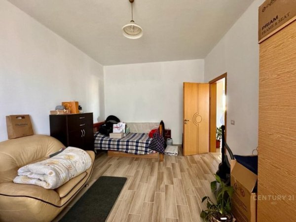 Tirane, shitet apartament 2+1, Kati 2, 147 m² 185,000 € (Kopshti Botanik)