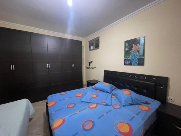 Tirane, jepet me qera apartament 1+1, Kati 1, 120 m² 600 € (BRRYLI)