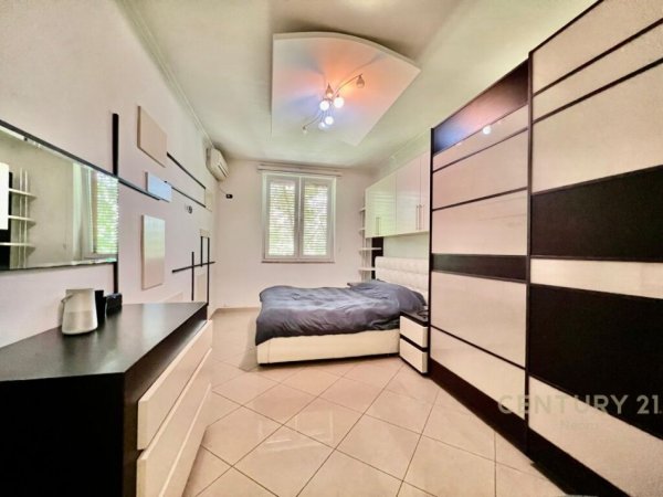 Tirane, jepet me qera apartament 2+1, Kati 3, 103 m² 850 € (Bllok)