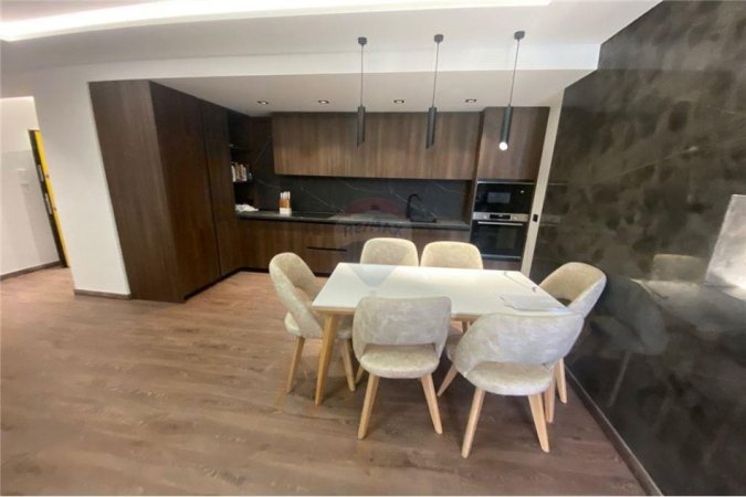 Tirane, jepet me qera apartament , Kati 3, 143 m² 1,600 € (zgjatimi Kodra e Diellit 1)