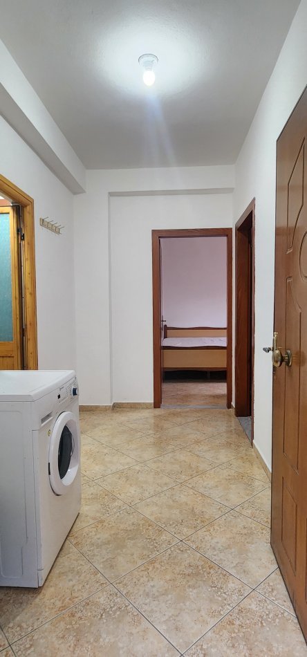 Shqiperi, jepet me qera apartament 1+1, Kati 1, 70 m² 280 € (Jordan misja)