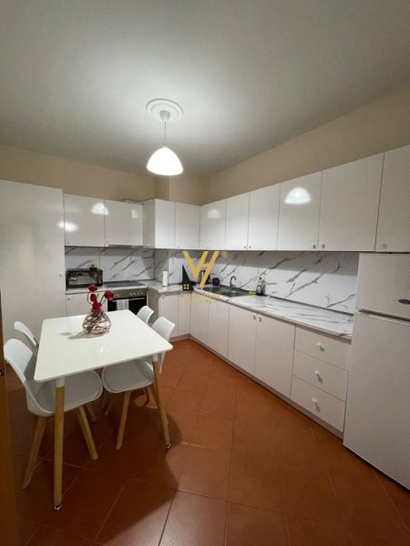 Tirane, jepet me qera apartament 2+1+Ballkon, Kati 7, 85 m² 850 € (RRUGA SAMI FRASHERI)