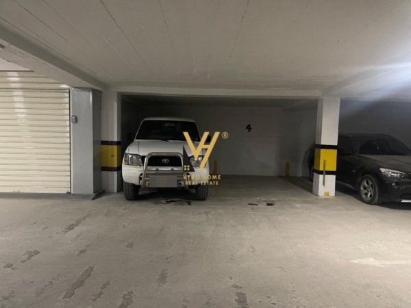 Tirane, shitet garazh , Kati -1, 36 m² 30,000 € (5 MAJI)