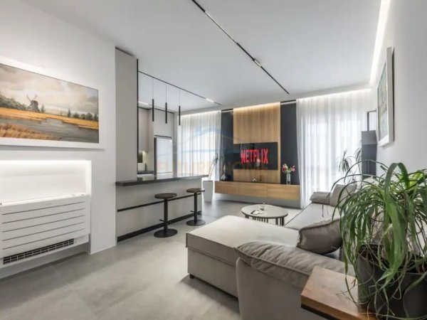 Tirane, shitet apartament 1+1, Kati 8, 64 m² 205,000 € (Rruga e Barrikadave)