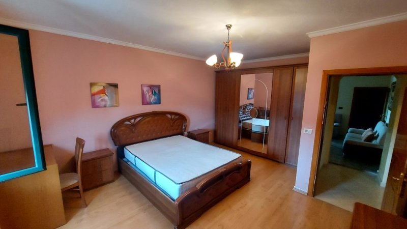 Tirane, jepet me qera apartament 2+1, Kati 5, 90 m² 500 € (MYSLYM SHYRI)