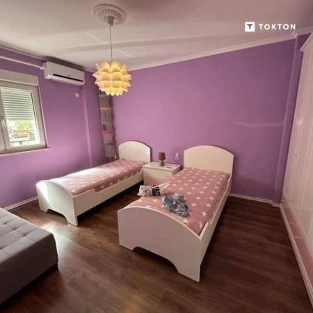 Tirane, jepet me qera apartament , Kati 2, 120 m² 1,000 € (Rruga e Kavajës, Tiranë)