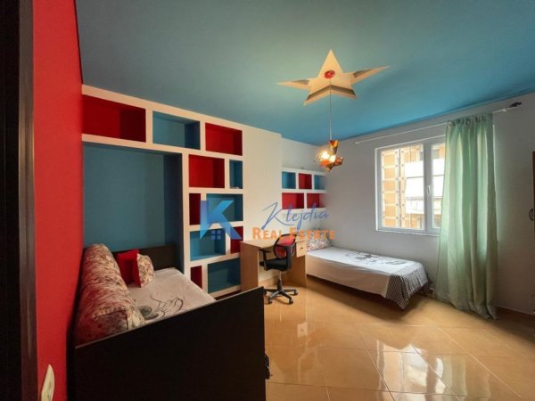 Tirane, jepet me qera apartament 2+1+Ballkon, Kati 5, 93 m² 480 € (Astir)