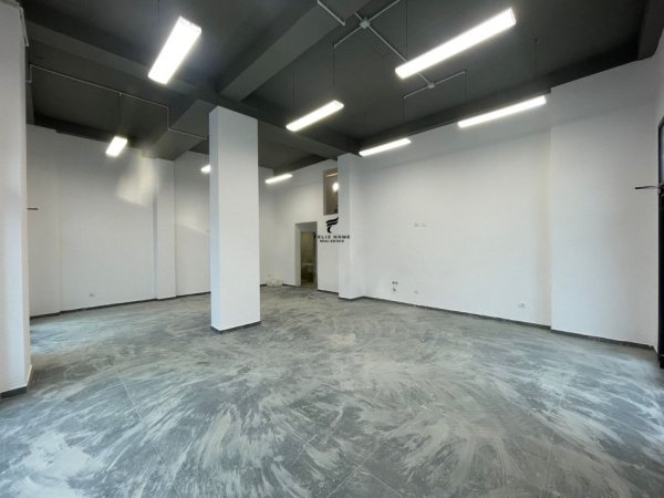 Tirane, jepet me qera dyqan , , 88 m² 800 € (VILA L)