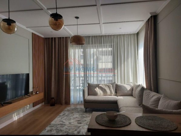 Tirane, shitet apartament 2+1+Ballkon, Kati 4, 103 m² 185,000 € (Kinostudio)