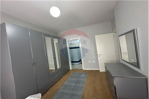 Tirane, jepet me qera apartament 2+1, Kati 5, 110 m² 700 € (Don Bosko - Don Bosko, Albania)