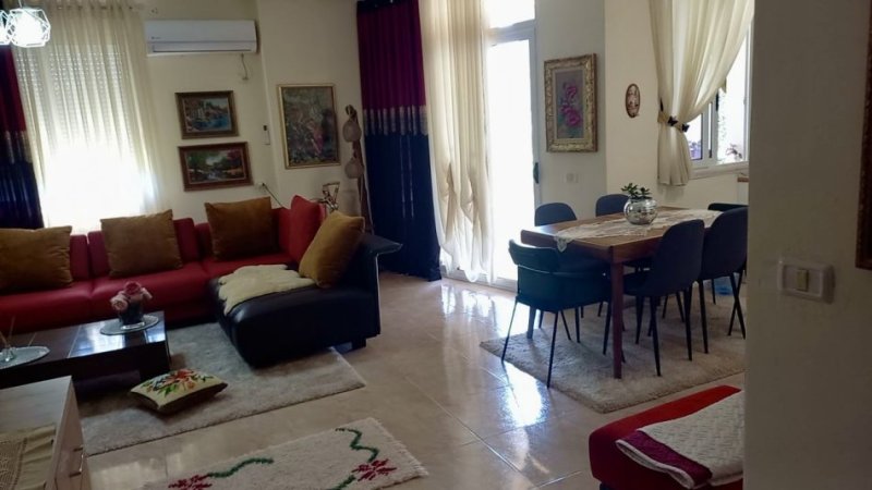 Tirane, shitet apartament 1+1+Aneks+Ballkon, Kati 4, 80 m² 104,000 € (Astir te Fratari)