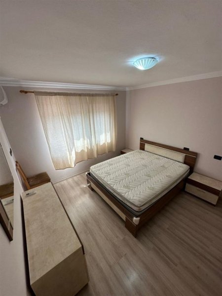 Tirane, jepet me qera apartament 1+1+Ballkon, Kati 5, 65 m² 550 € (Myslym Shyri)