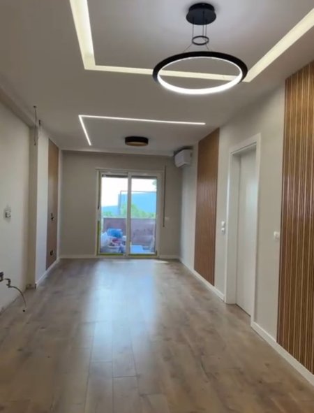 Tirane, shitet apartament 2+1, Kati 3, 95 m² 160,000 € (Astir)