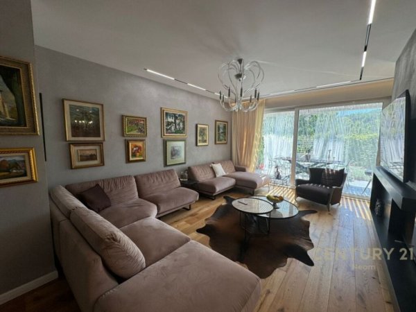 Tirane, shes Vile 2 Katshe, , 161 m² 600,000 € (Kodra e Diellit Residence)