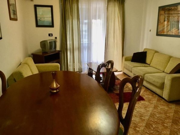 Tirane, shitet apartament 1+1+Ballkon, Kati 3, 60 m² 80,000 € (Ali Demi)