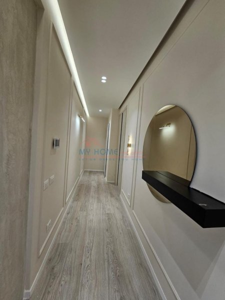 Tirane, jepet me qera apartament 2+1+Ballkon, Kati 8, 113 m² 1,500 € (Kompleksi Delijorgji)