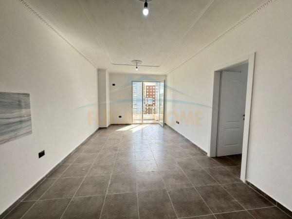 Tirane, shes apartament 2+1, Kati 7, 83 m² 694,048,799 € (ISH FUSHA AVIACIONIT)