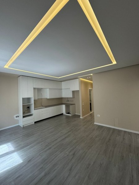 Tirane, shes apartament 3+1+Ballkon, Kati 4, 133 m² 170,000 € (YZBERISHT BULEVARDI RI KASHAR)