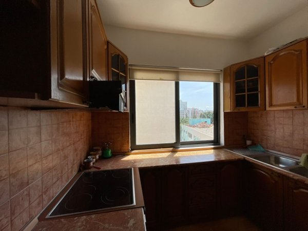Tirane, shitet apartament 2+1, Kati 4, 90 m² 140,000 € (medrese)