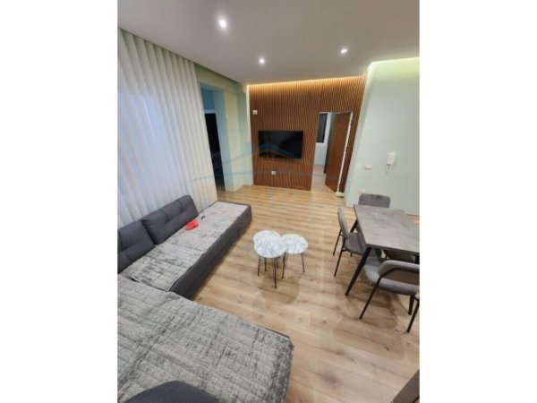 Tirane, shitet apartament 2+1+Aneks, Kati 2, 89 m² 145,000 € (Liqeni i Thate)