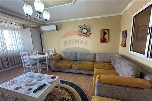 Tirane, shitet apartament 1+1, , 49 m² 75,000 € (Sitki Çiço - Brryli - Materniteti i Ri, Albania)
