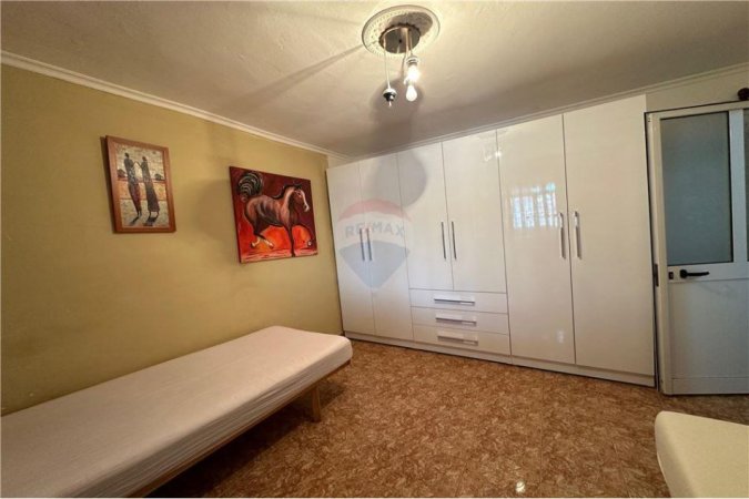 Tirane, shitet apartament 1+1, Kati 3, 49 m² 75,000 € (Shitet apartament 1+1 prane Maternitetit te Ri)