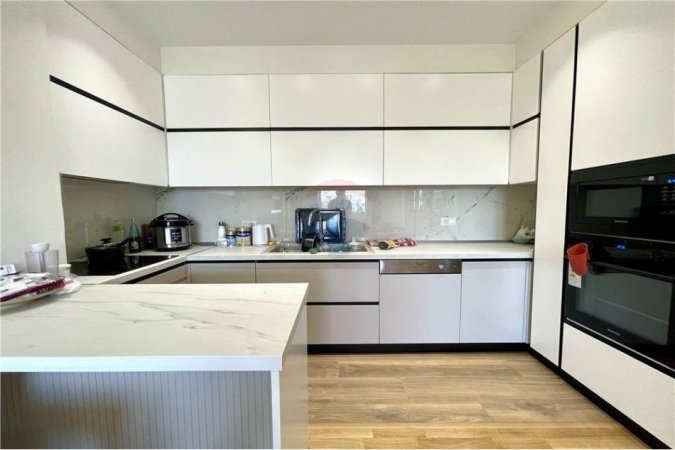 Tirane, shitet apartament 2+1, Kati 7, 96 m² 160,000 € (Rruga Idriz Dollaku - Ali Demi)