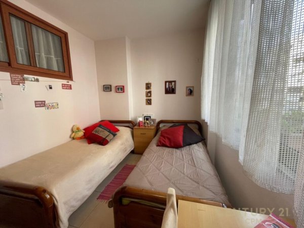 Tirane, shitet apartament 2+1+Ballkon, Kati 5, 108 m² 220,000 € (Komuna e Parisit)