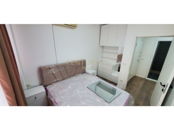 Tirane, jepet me qera apartament 1+1, Kati 8, 54 m² 450 € (Astir)