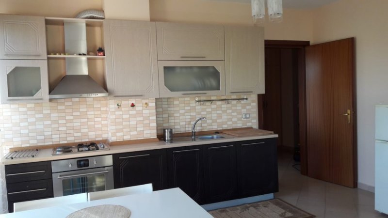Tirane, shitet apartament 2+1, Kati 3, 123 m² 110,000 € (Golem)